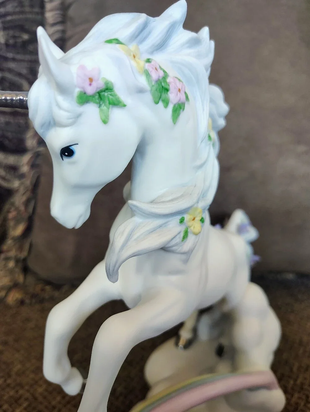 VTG Princeton Gallery “Love’s Rainbow” Fine Porcelain Unicorn Figurine 1996